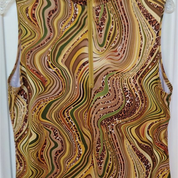 Ralph Lauren Polo like Sleeveless Animal Print Golf Top in Multi-colors - Picture 1 of 3